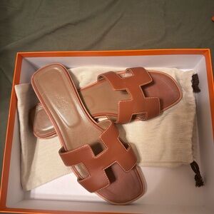 Hermes oran sandals 🍊